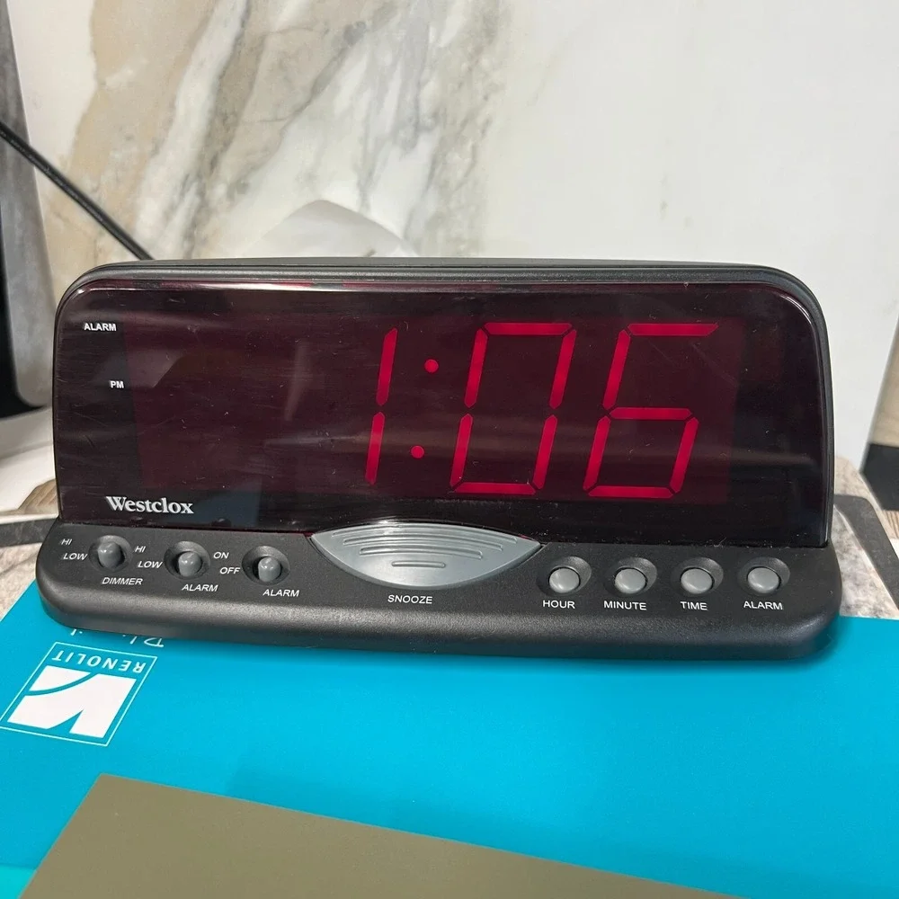 Westclox Large Digital Display Alarm Clock Electric Model # 22717 Black Vintage‎